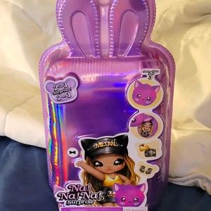 Na!Na!Na! Surprise soft fashion doll